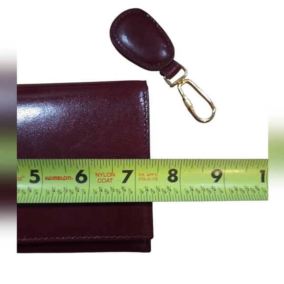 Lee Sands - Genuine Water Buffalo Leather Quality Burgundy Wallet w/Key Chain - Picture 11 of 13